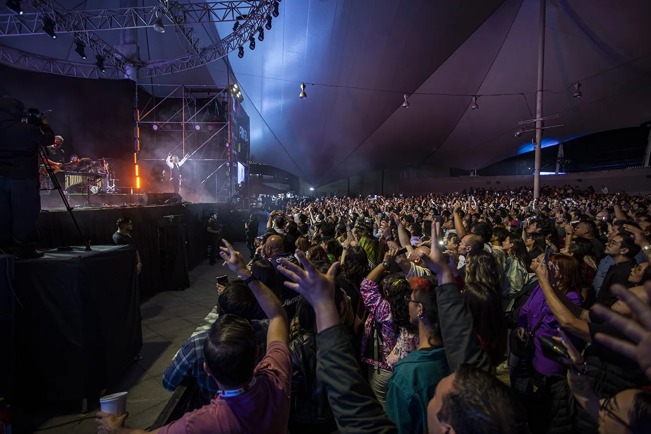 Love of Lesbian inaugura el Foro FIL