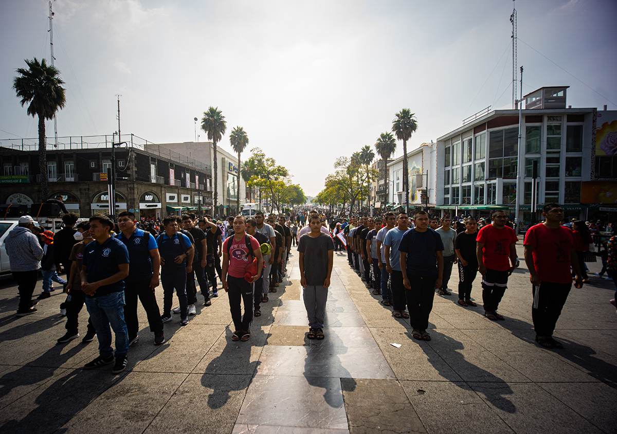 Ayotzinapa: a 135 meses, marchan a la Basílica