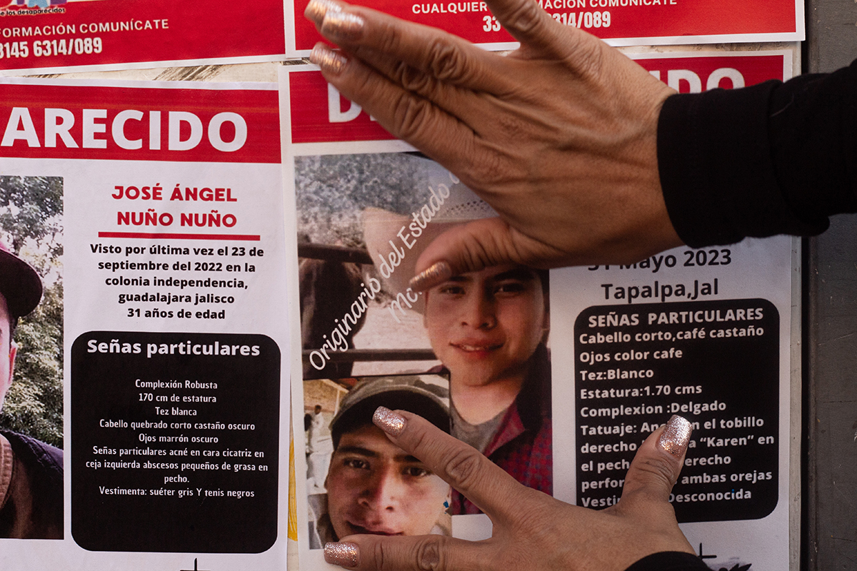 Última pega de cédulas en Tlaquepaque 2025 expone la indiferencia social ante la desaparición forzada