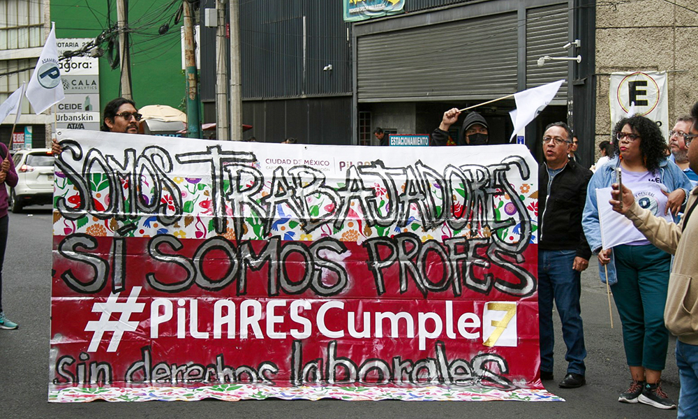 Docentes de PILARES exigen basificación y derechos laborales tras siete años de trabajo en CDMX