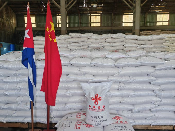 China envía arroz y 80 millones de dólares a Cuba en medio de la crisis y el bloqueo de EE.UU.