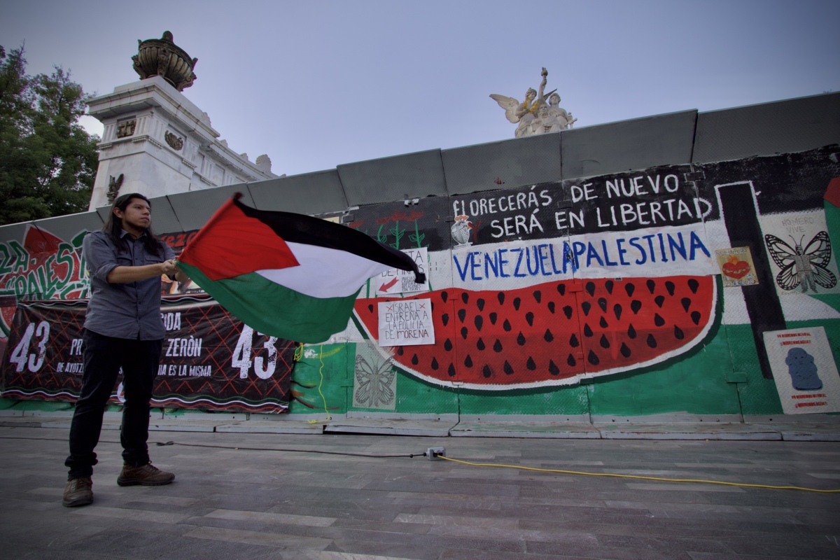 En la CDMX exigen fin del bloqueo a Cuba y denuncian política de EE.UU. contra Venezuela y Palestina