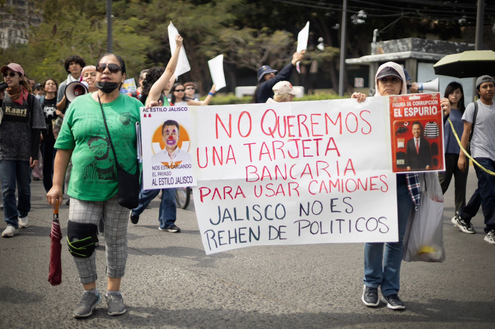Asamblea Popular contra el tarifazo marcha en Guadalajara por transporte digno