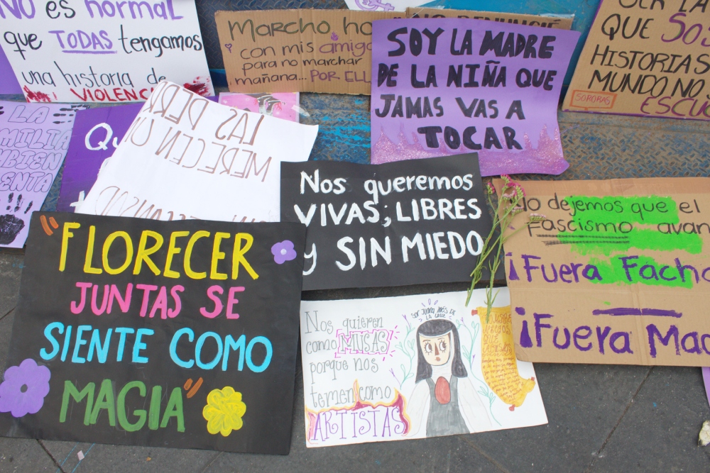 Ciudad de México se pinta de morado, crónica del 8M