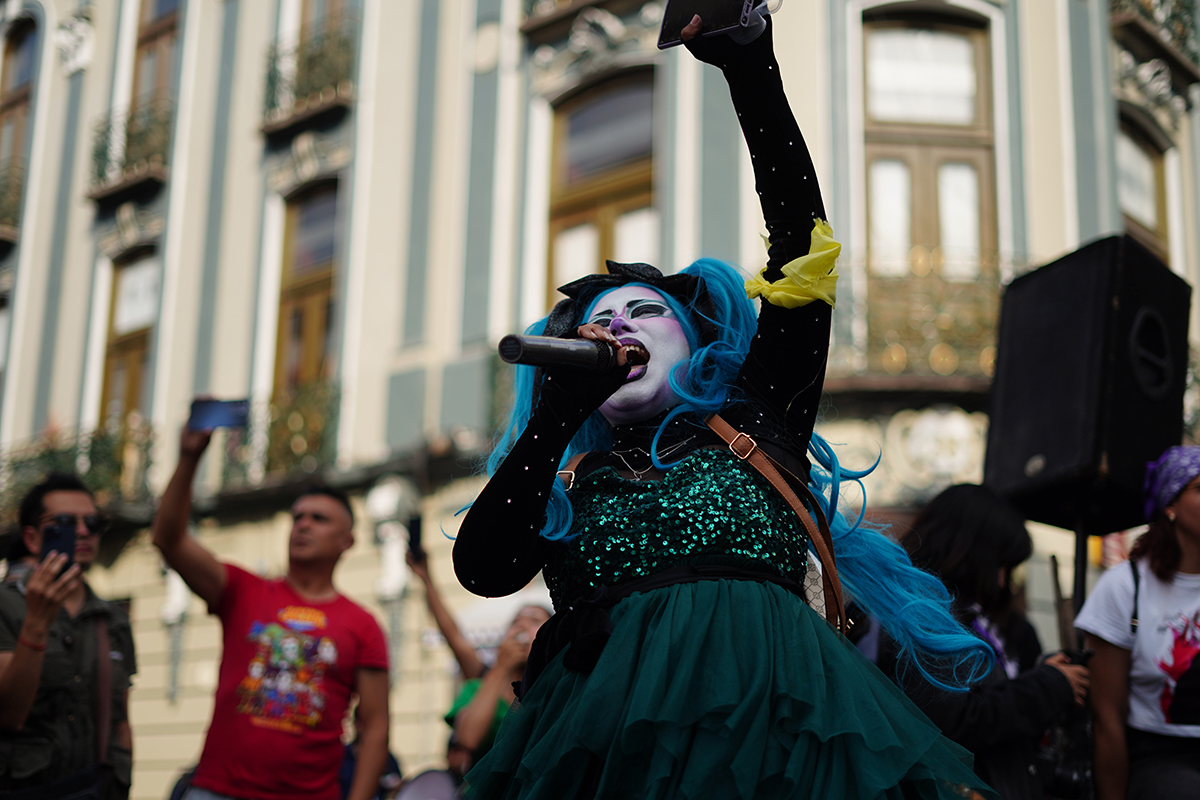 Marcha del 8M en Puebla exige justicia por feminicidios y respuestas ante desapariciones