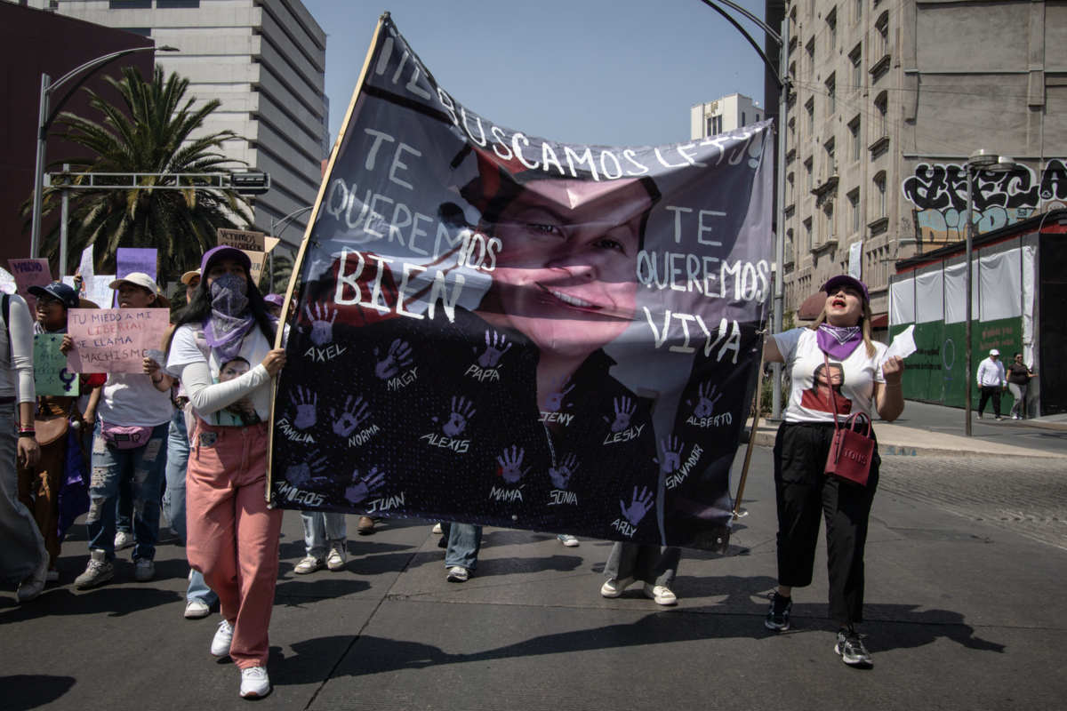Miles de mujeres llenan las calles de la CDMX durante la jornada del 8M