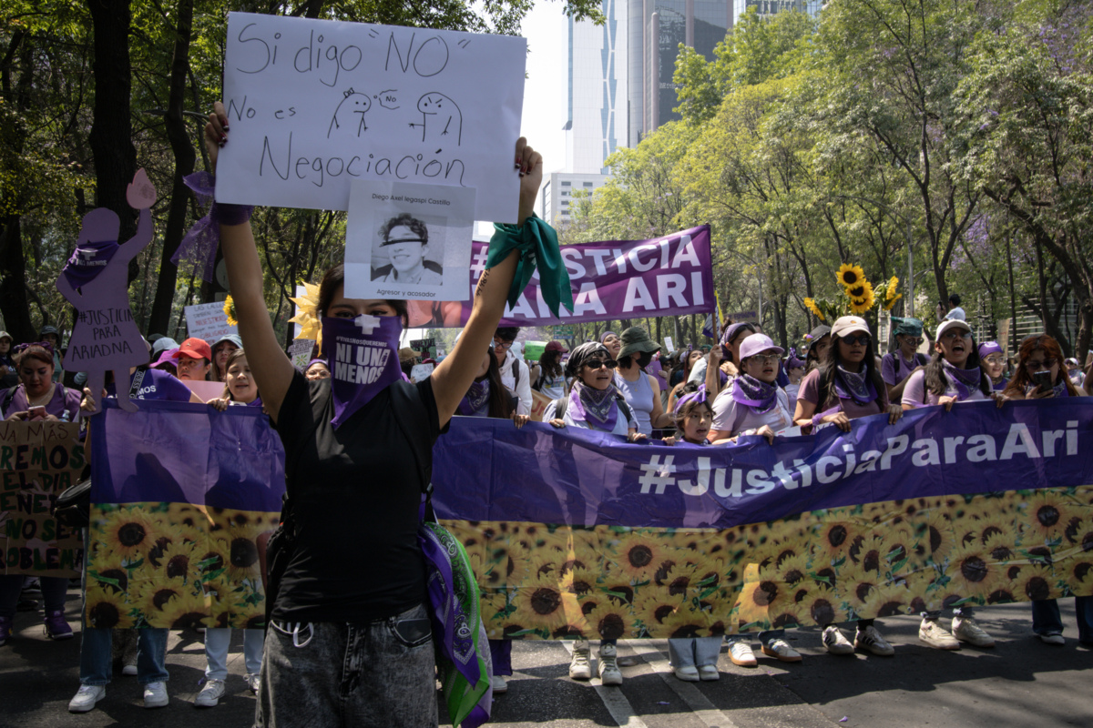 Miles de mujeres llenan las calles de la CDMX durante la jornada del 8M