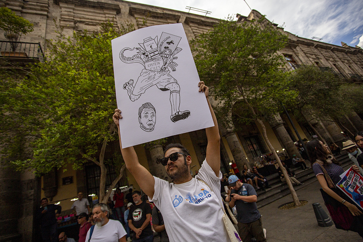 Protesta por el agua en Guadalajara: Anuncian Red de Monitores del Agua Vecinales y exigen alerta sanitaria y destitución del Director de SIAPA