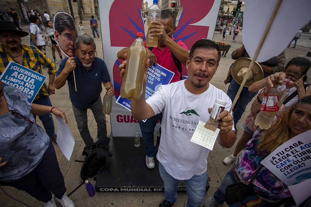 Protesta por el agua en Guadalajara: Anuncian Red de Monitores del Agua Vecinales y exigen alerta sanitaria y destitución del Director de SIAPA