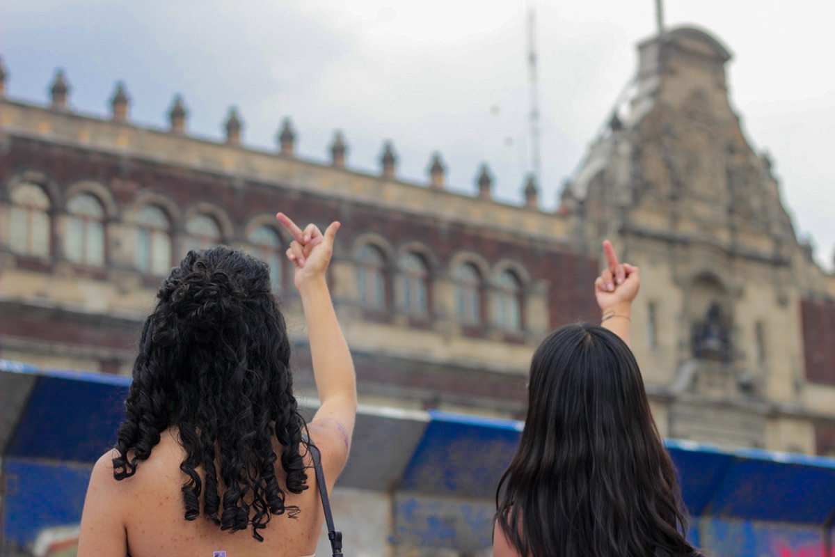 Más de 120 mil mujeres marchan en el 8M en la Ciudad de México