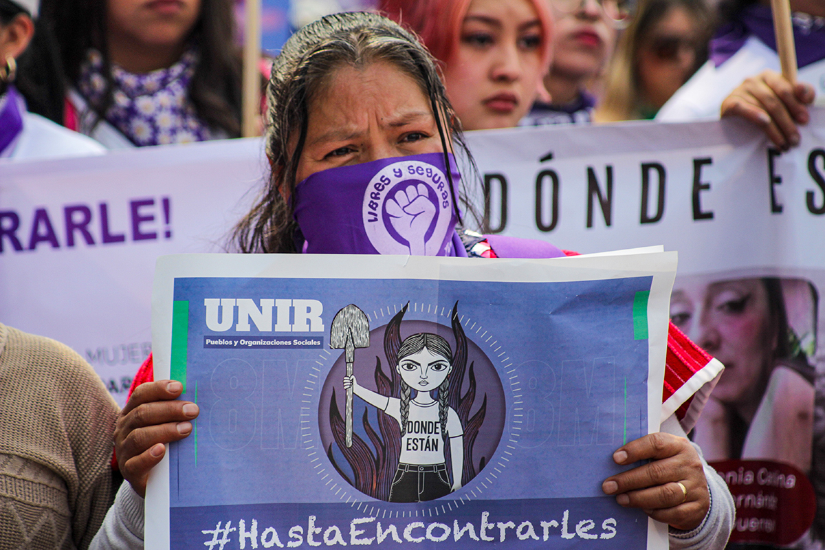 Más de 120 mil mujeres marchan en el 8M en la Ciudad de México