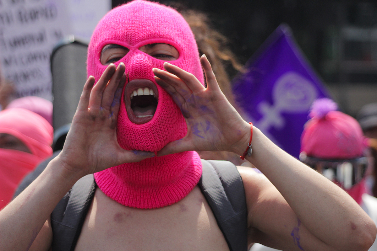 Más de 120 mil mujeres marchan en el 8M en la Ciudad de México