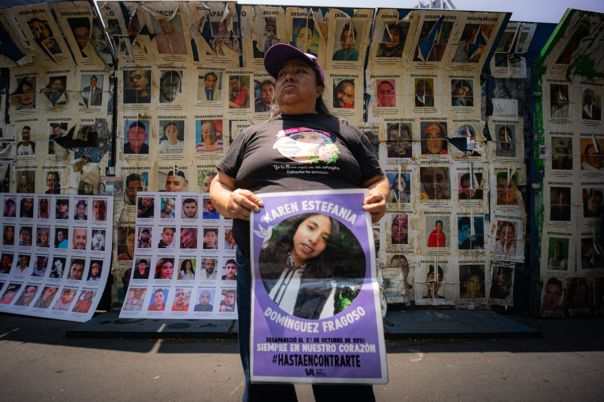 Familias y colectivos restauran memorial en la Glorieta de los Desaparecidos y lanzan campaña para el Mundial 2026