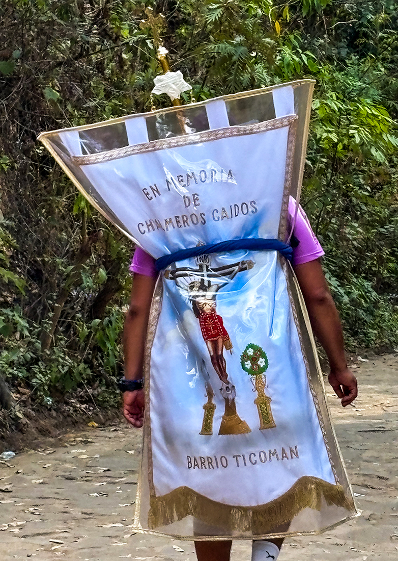 Miles de "chalmeros" caminan desde la Ciudad de México hasta el Santuario del Señor de Chalma en Semana Santa 2026