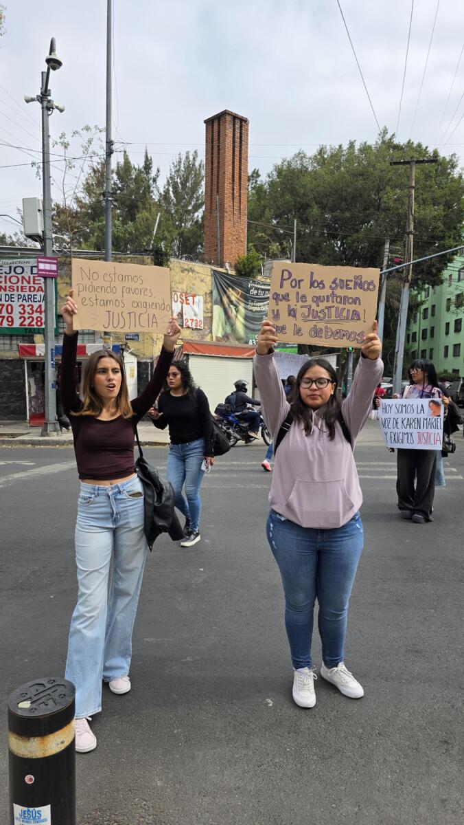Tras dos meses del asesinato de Karen Mariel Juárez Romero familiares piden que la Fiscalía de Justicia en la Ciudad de México haga las investigaciones pertinentes para esclarecer su caso y que se reclasifique a feminicidio