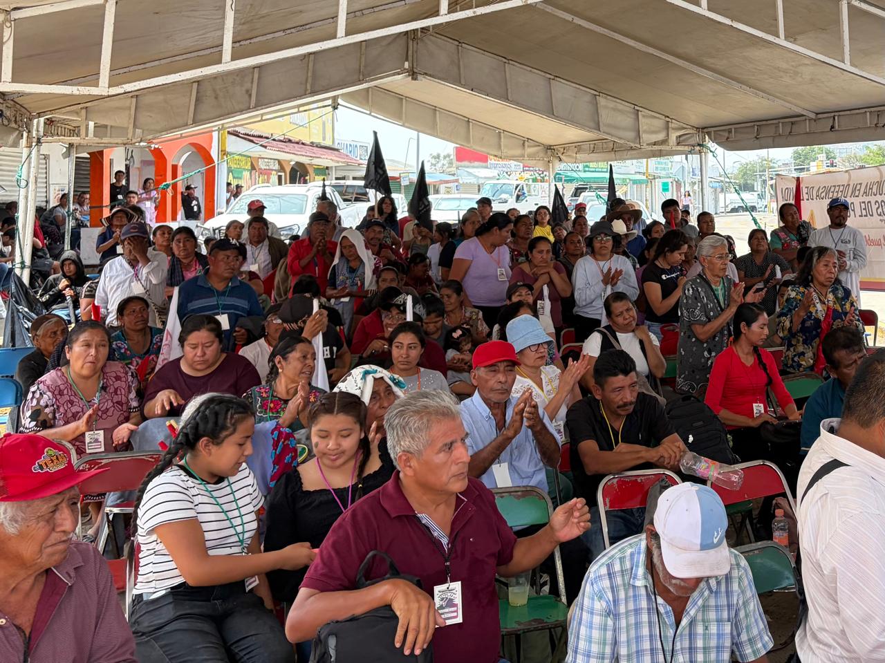 "Les gusta nuestra cultura, pero no nosotros": denuncian despojo y turistificación en Oaxaca