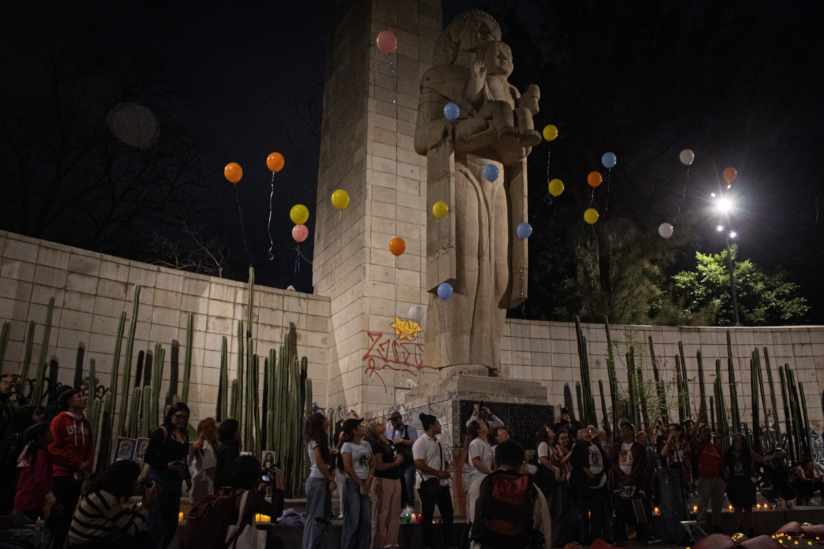 10 de mayo, nada que celebrar: familias buscadoras velaron a quienes murieron sin encontrar a sus desaparecidos