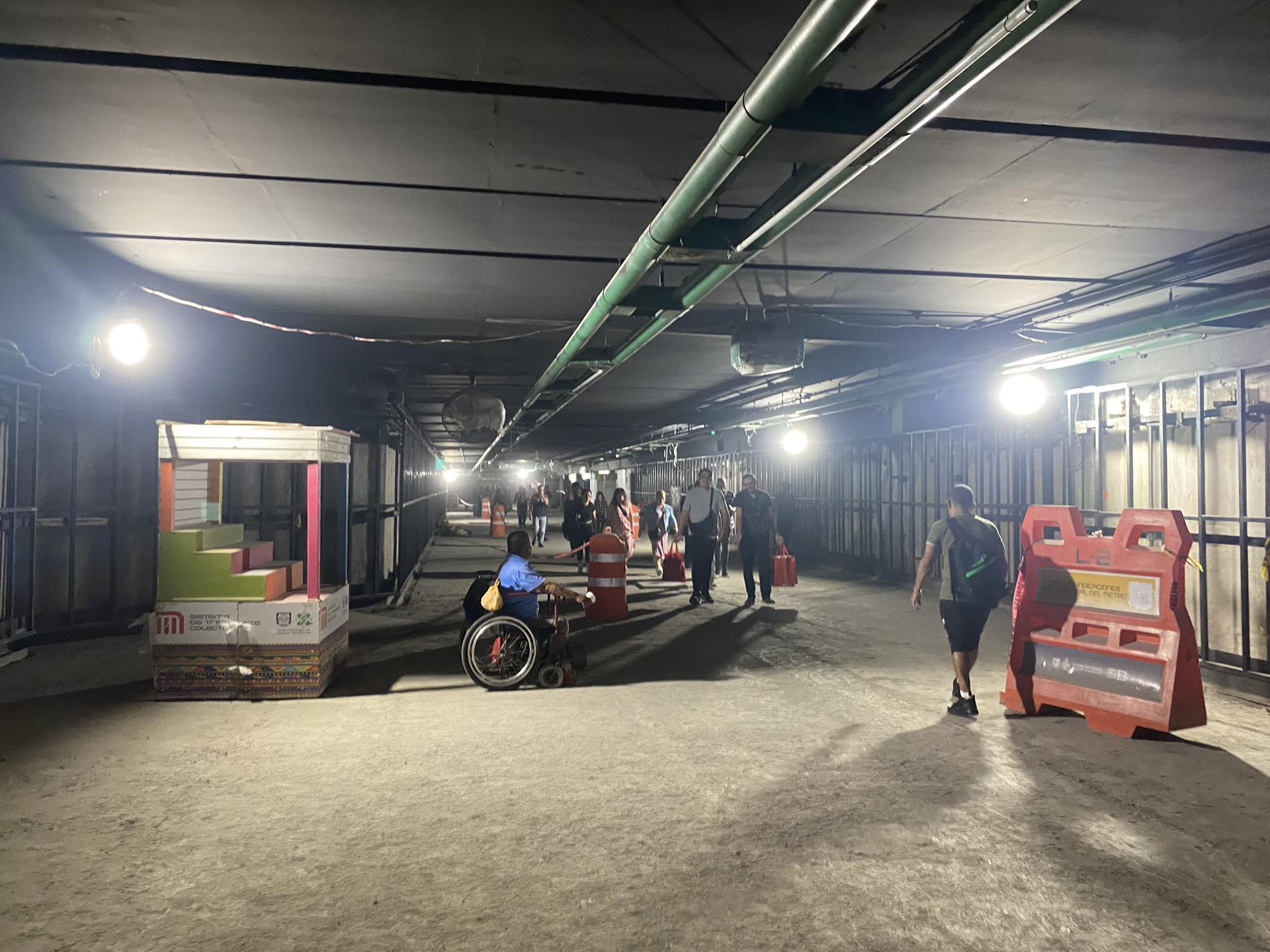 Obras en Línea 2 del Metro generan caos para un millón de usuarios diarios
