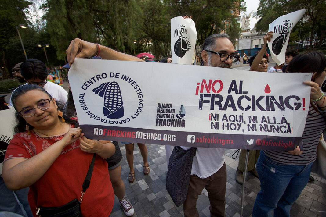 Fracking 6 Colectivos de nueve estados exigen prohibición del fracking en el "Fandango por la Vida"