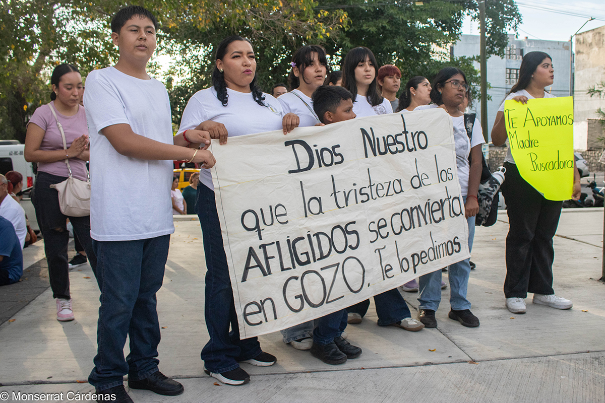 “Tengo a la presente y tengo al ausente”: Colima y el 10 de mayo de las madres que siguen buscando