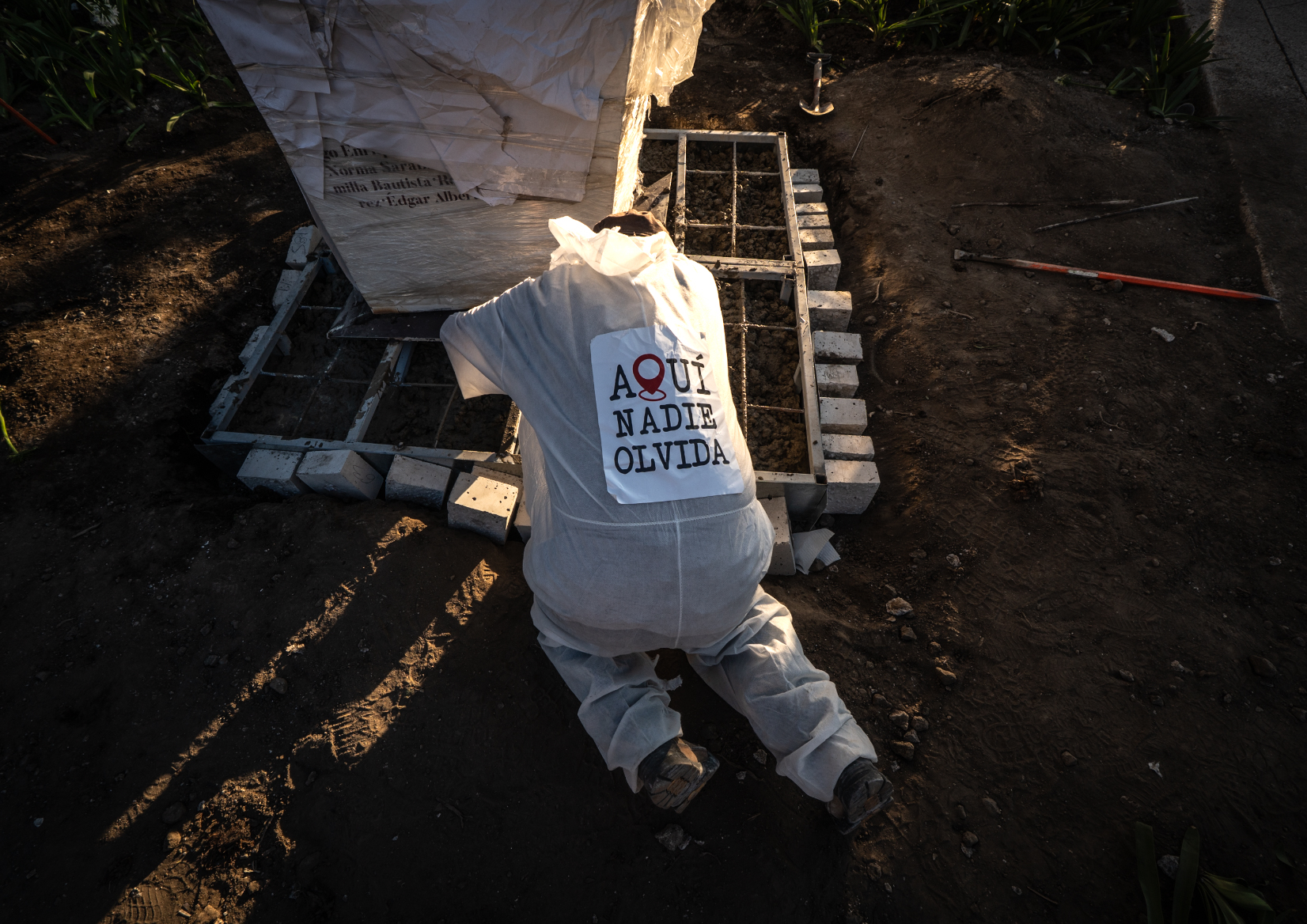 Fotos: antimonumento "Aquí Nadie Olvida" por periodistas en México
