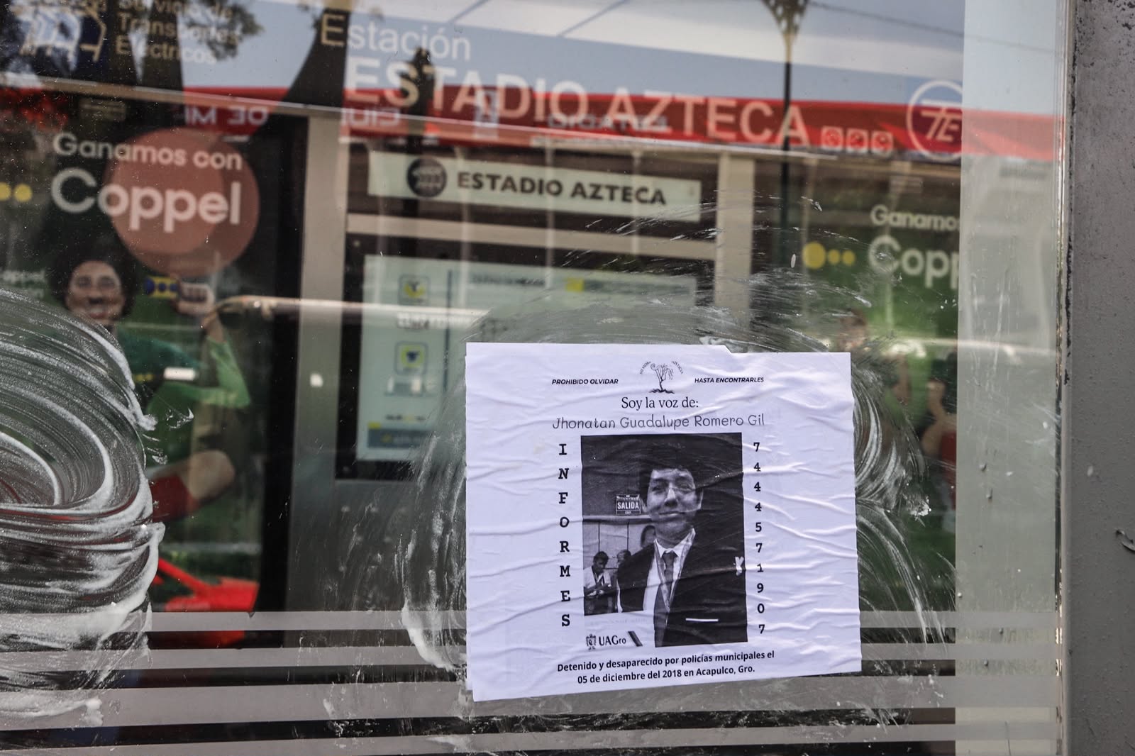 Fichas de desaparecidos en el Estadio Azteca: colectivos buscadores interpelan al mundo desde la sede del Mundial 2026