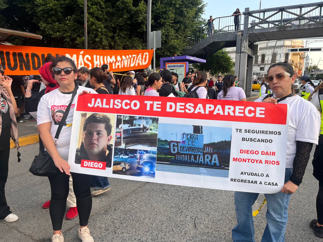 “Jalisco, campeón en desaparición”; realizan concentración ‘antimundialista’ en Guadalajara