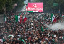 Entre festejos y ausencias: la afición ocupa Reforma previo al México vs Ecuador Entre festejos y ausencias: la afición ocupa Reforma previo al México vs Ecuador
