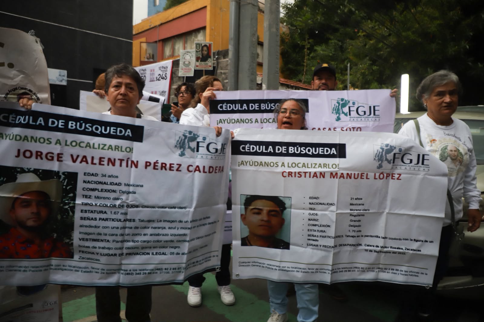 Cerco policial impide protesta pacífica de madres buscadoras a kilómetro y medio del Estadio Azteca