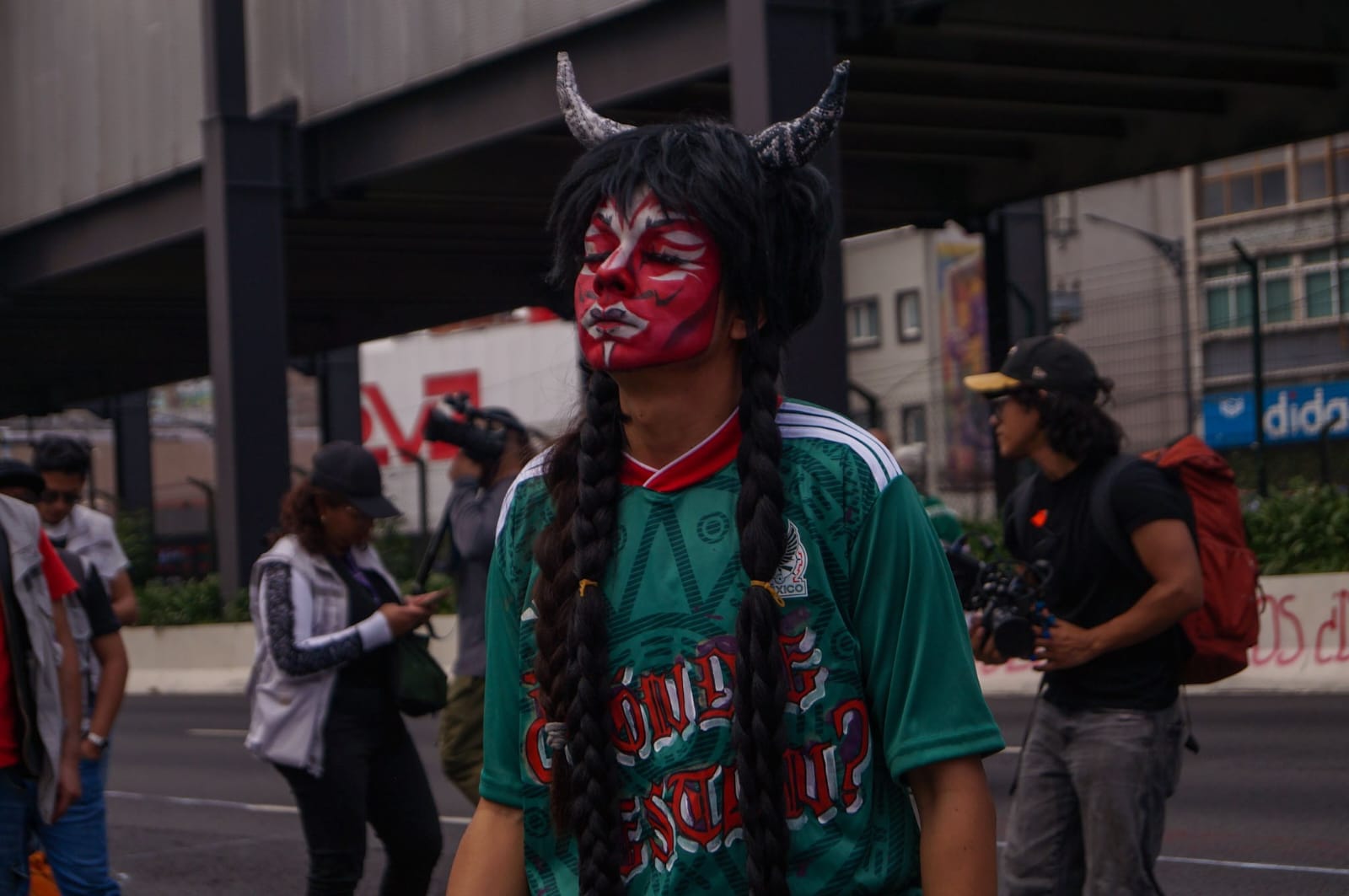 “El balón regresa a casa, nuestrxs desaparecidos no”: madres buscadoras protestan previo al México vs Ecuador