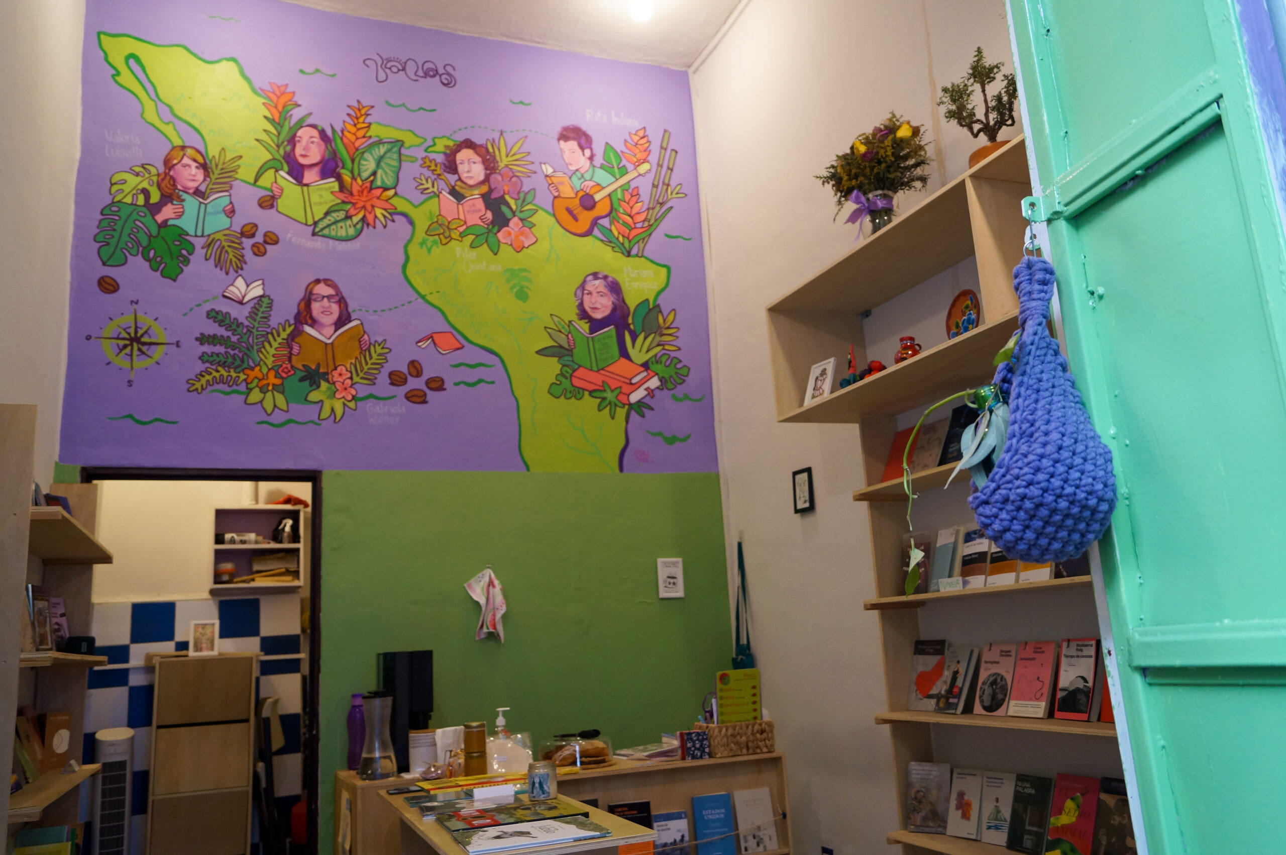 Bocados Literarios: una librería feminista que busca barrializar la lectura en Buenavista