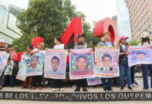 143 Acción Global por Ayotzinapa: madres y padres exigen que Ángel Aguirre hable 143 Acción Global por Ayotzinapa: madres y padres exigen que Ángel Aguirre hable