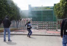 En Iguala, familias de Ayotzinapa exigen al Ejército entregar 853 folios a 12 años de la desaparición En Iguala, familias de Ayotzinapa exigen al Ejército entregar 853 folios a 12 años de la desaparición