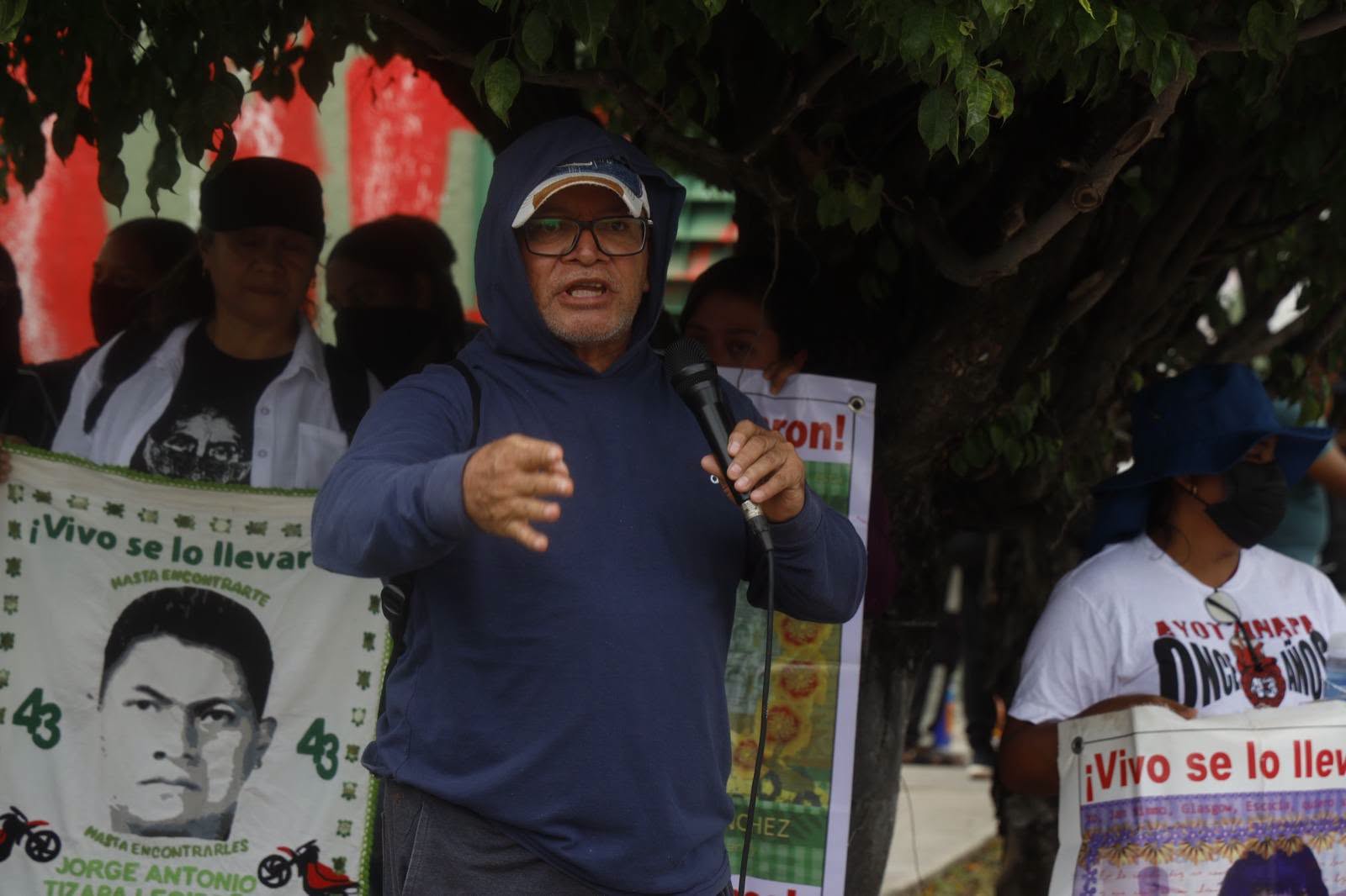 En Iguala, familias de Ayotzinapa exigen al Ejército entregar 853 folios a 12 años de la desaparición