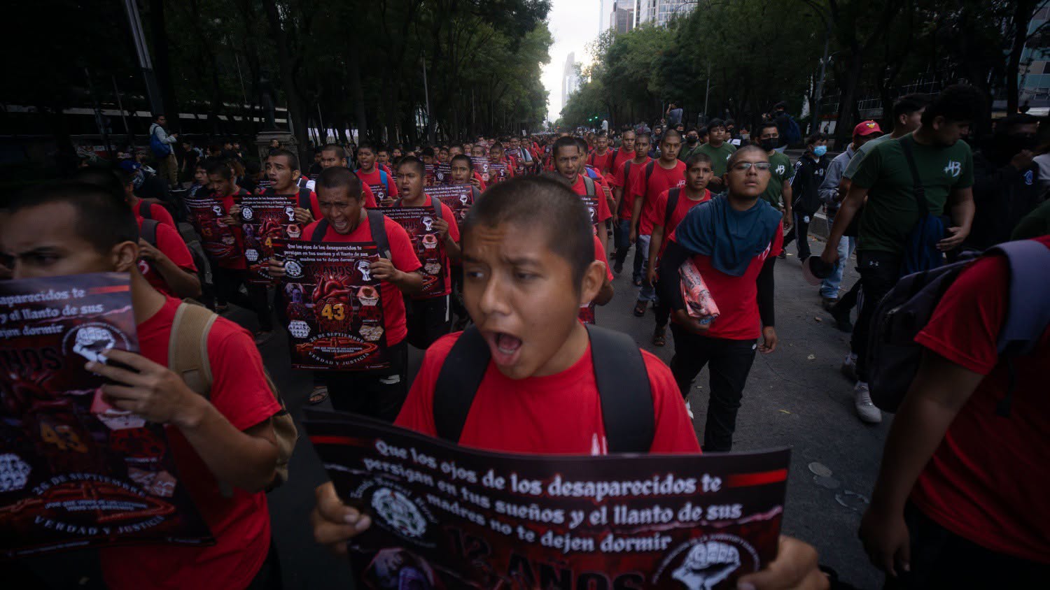 Ayotzinapa, 12 años sin justicia: madres y padres de los 43 exigen a Sheinbaum abrir los 800 folios del Ejército