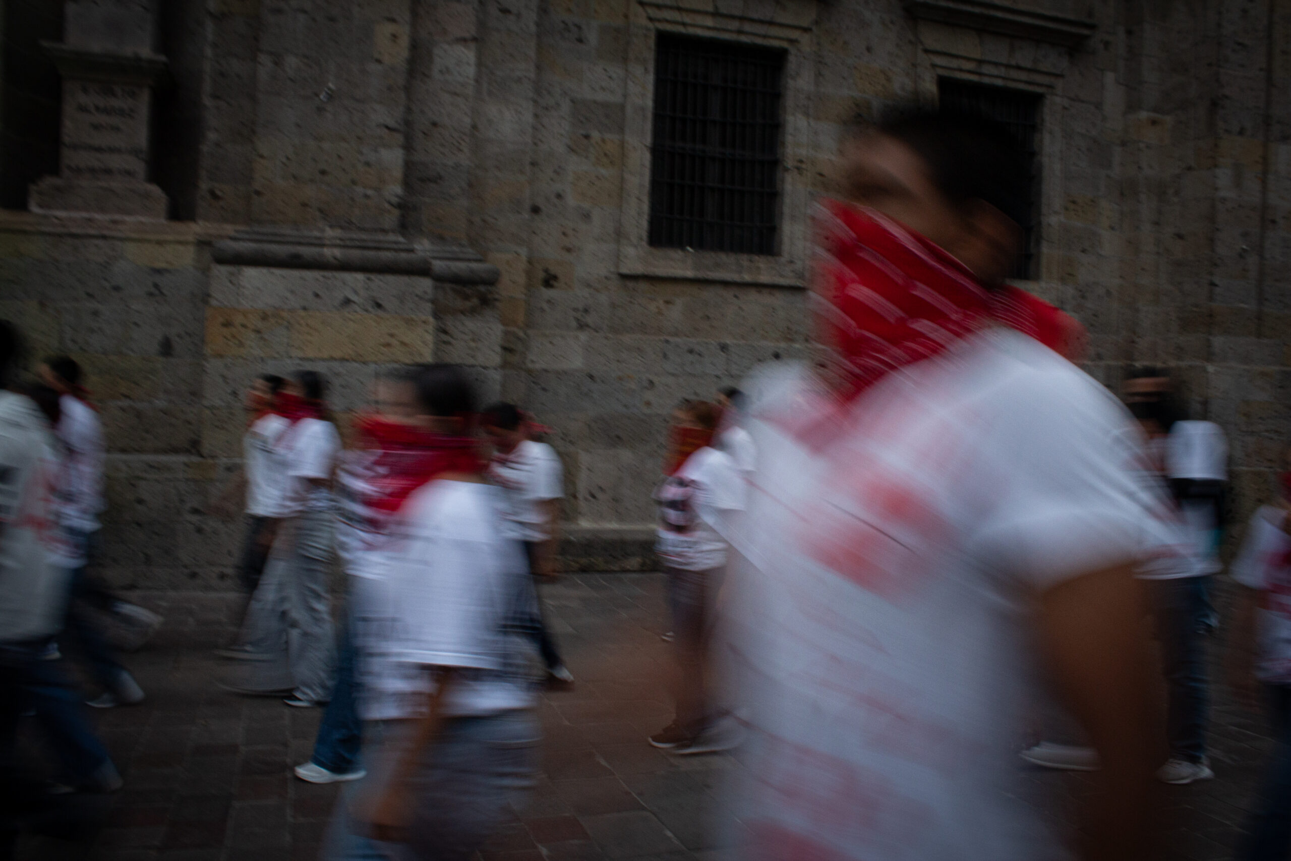 Normalistas de Atequiza marchan en Guadalajara a 12 años de la desaparición de los 43 de Ayotzinapa