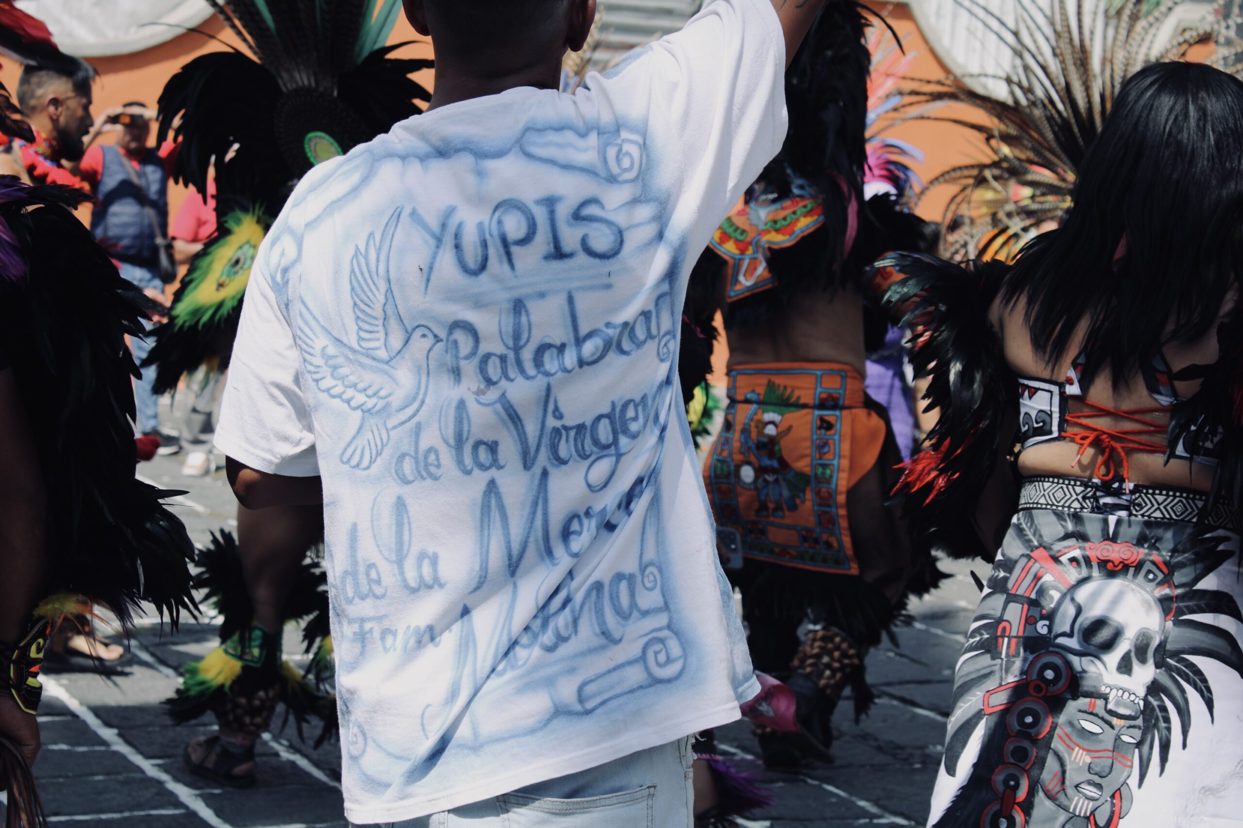 Playera de Julio con el nombre de Palabra de la Virgen de La Merced, su grupo dancístico.