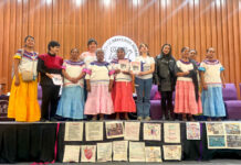 Presentan el libro “Mujeres mazatecas por la libertad” para exigir alto a la criminalización en Oaxaca Presentan el libro "Mujeres mazatecas por la libertad" para exigir alto a la criminalización en Oaxaca