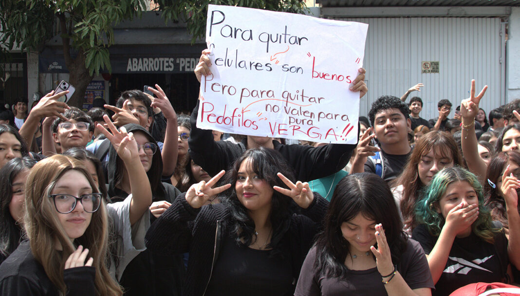_MG_3574.jpg Estudiantes de Prepa 17 protestan por denuncias de acoso; crecen movilizaciones en la UdeG