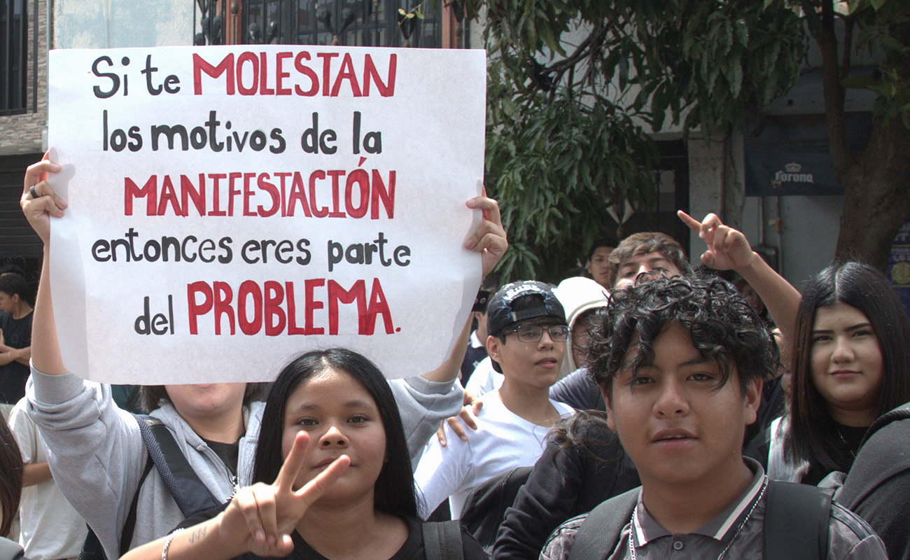 Estudiantes de Prepa 17 protestan por denuncias de acoso; crecen movilizaciones en la UdeG