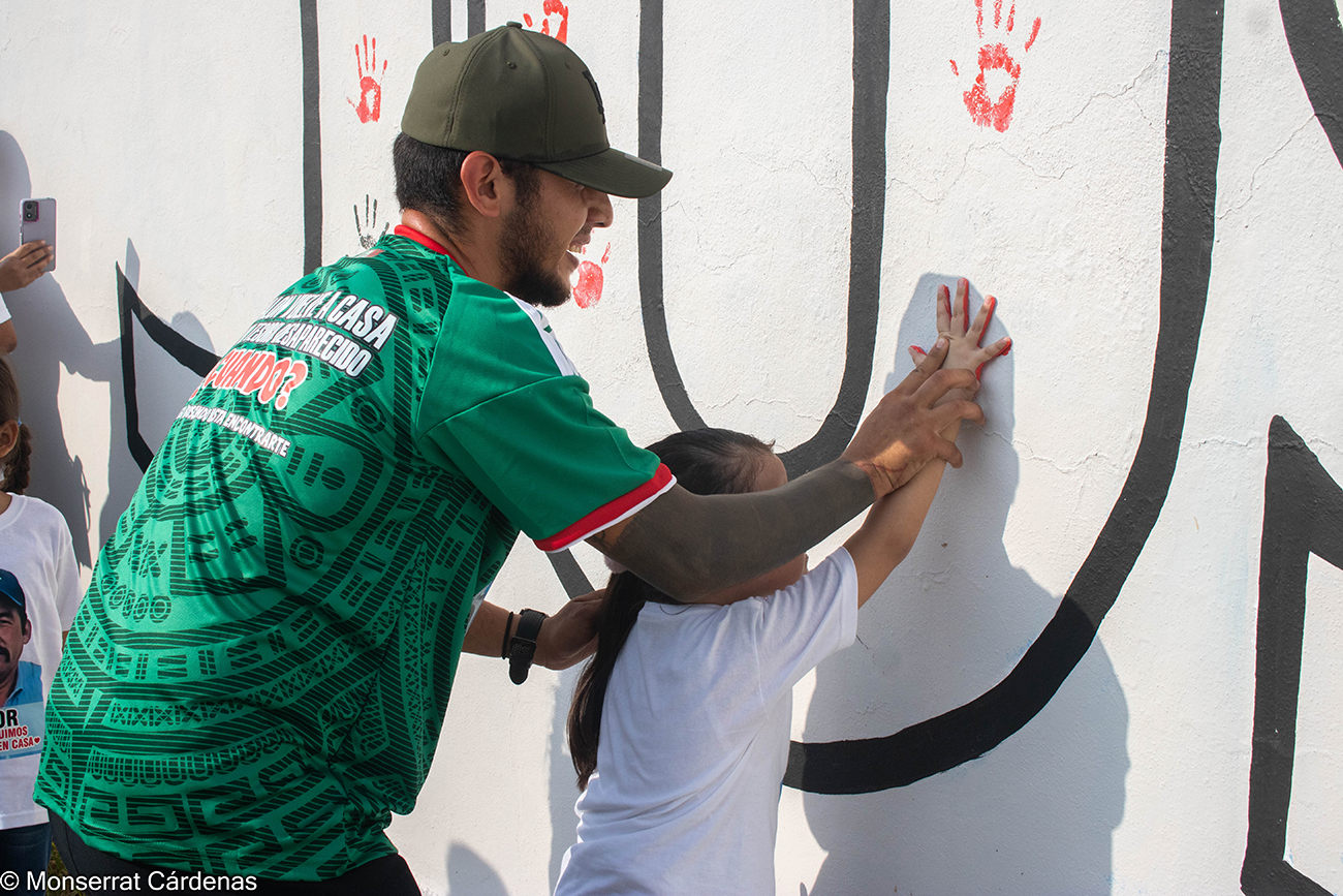 Familias buscadoras marchan en Colima por mil 476 personas desaparecidas