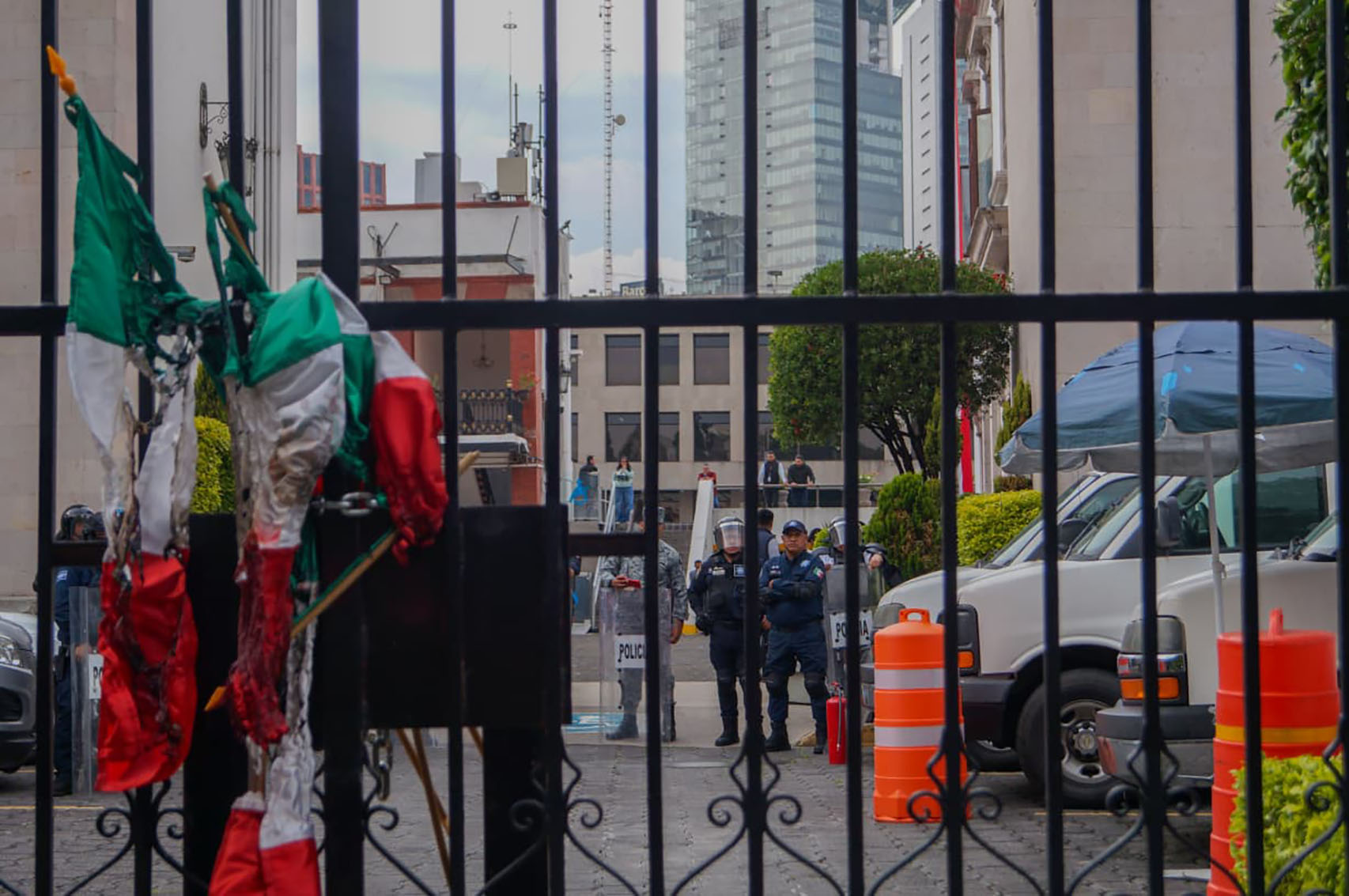 Frente Común Lupilla Xiu reinstala Plantón Trans en Reforma por falta de acuerdos