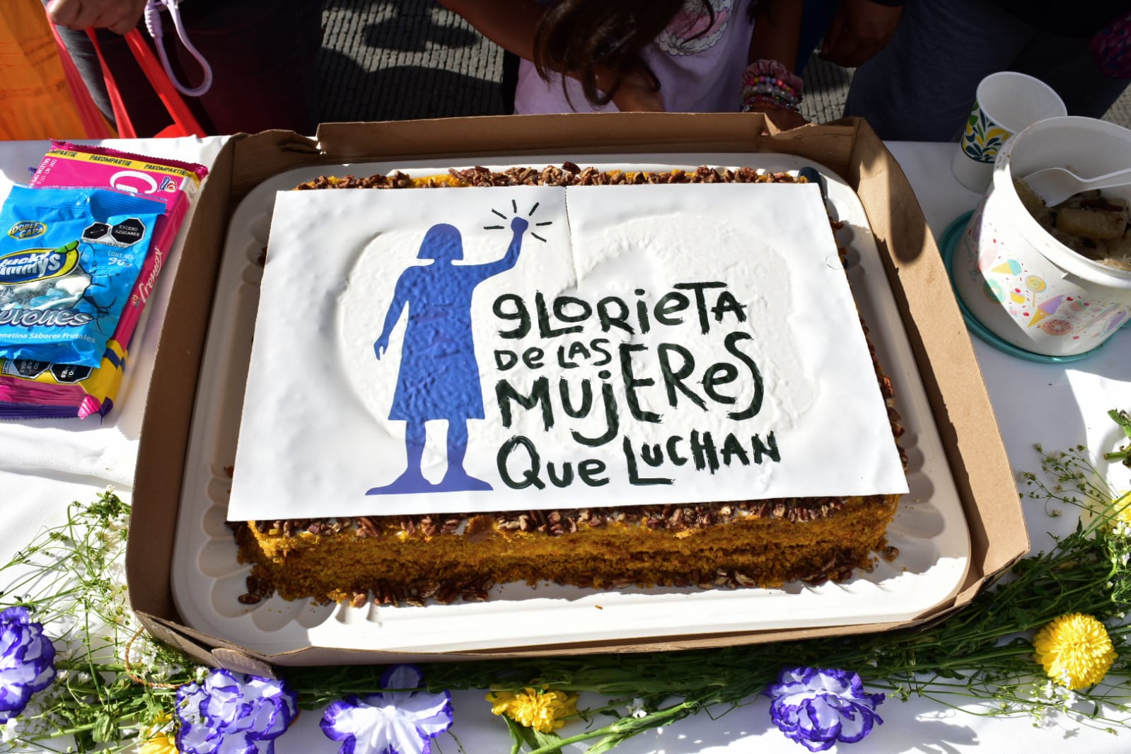 El pastel de la quinta aniversaria.