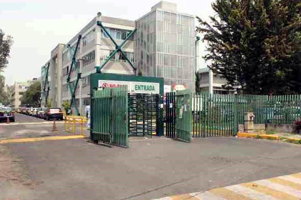 UAM Iztapalapa se va a paro, exigen mejoras en el plantel