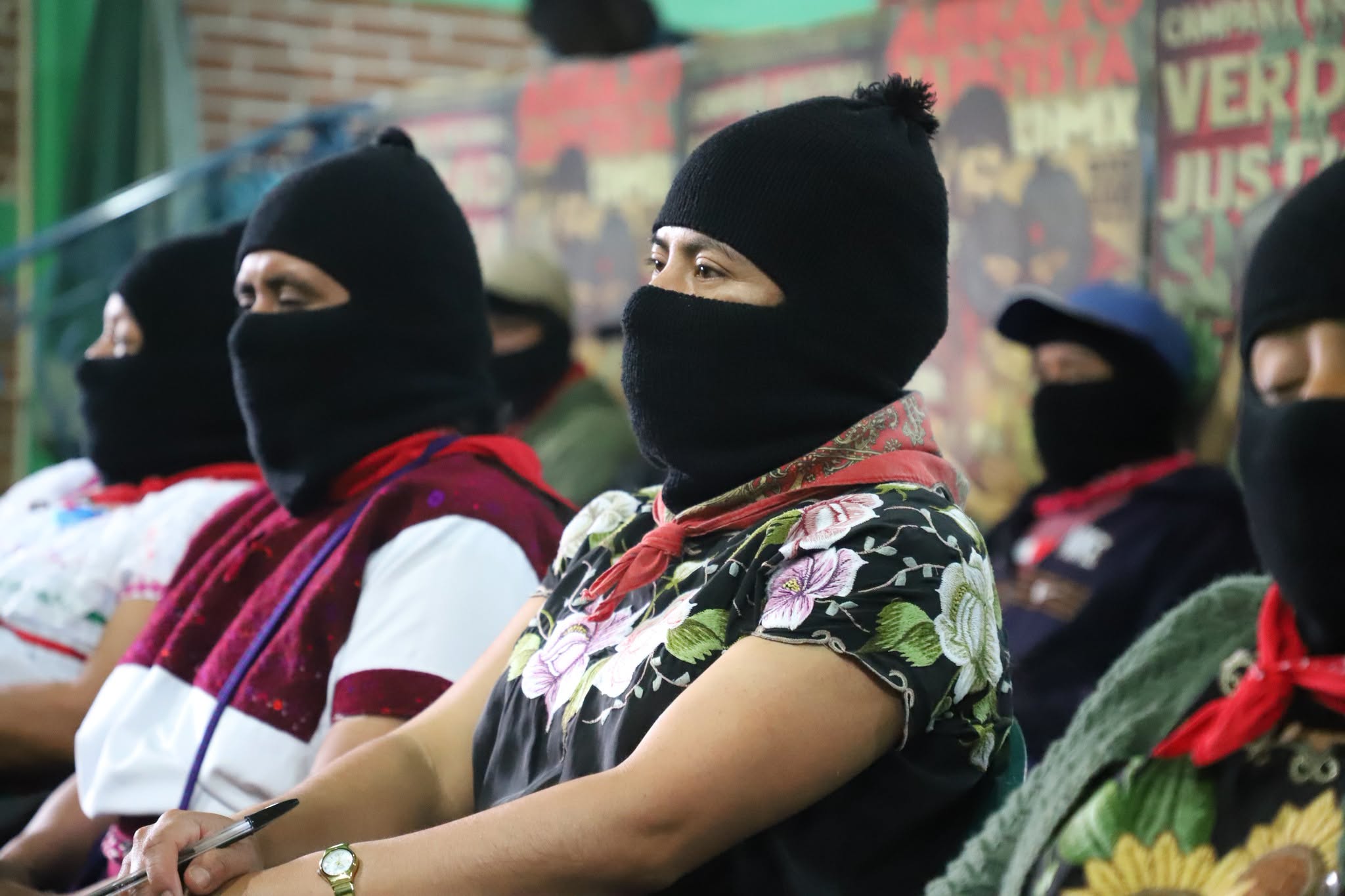 Zapatistas marcharán en CDMX con buscadoras y con padres de Ayotzinapa