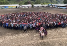 La delegación zapatista ensaya un escudo para proteger a las familias buscadoras en la Ciudad de México Escudo zapatista: así se preparan para proteger a familias buscadoras