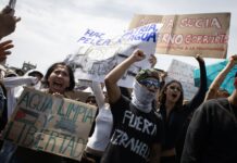 Marchan en la CDMX en defensa del agua: Exigen frenar la privatización y se solidarizan con Guadalajara