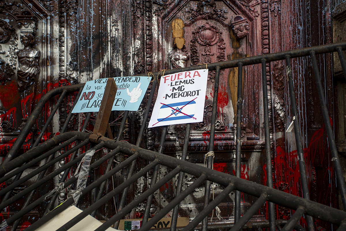 Segunda marcha por el agua en Guadalajara: miles exigen agua limpia mientras un grupo de choque actúa diez horas sin autoridades